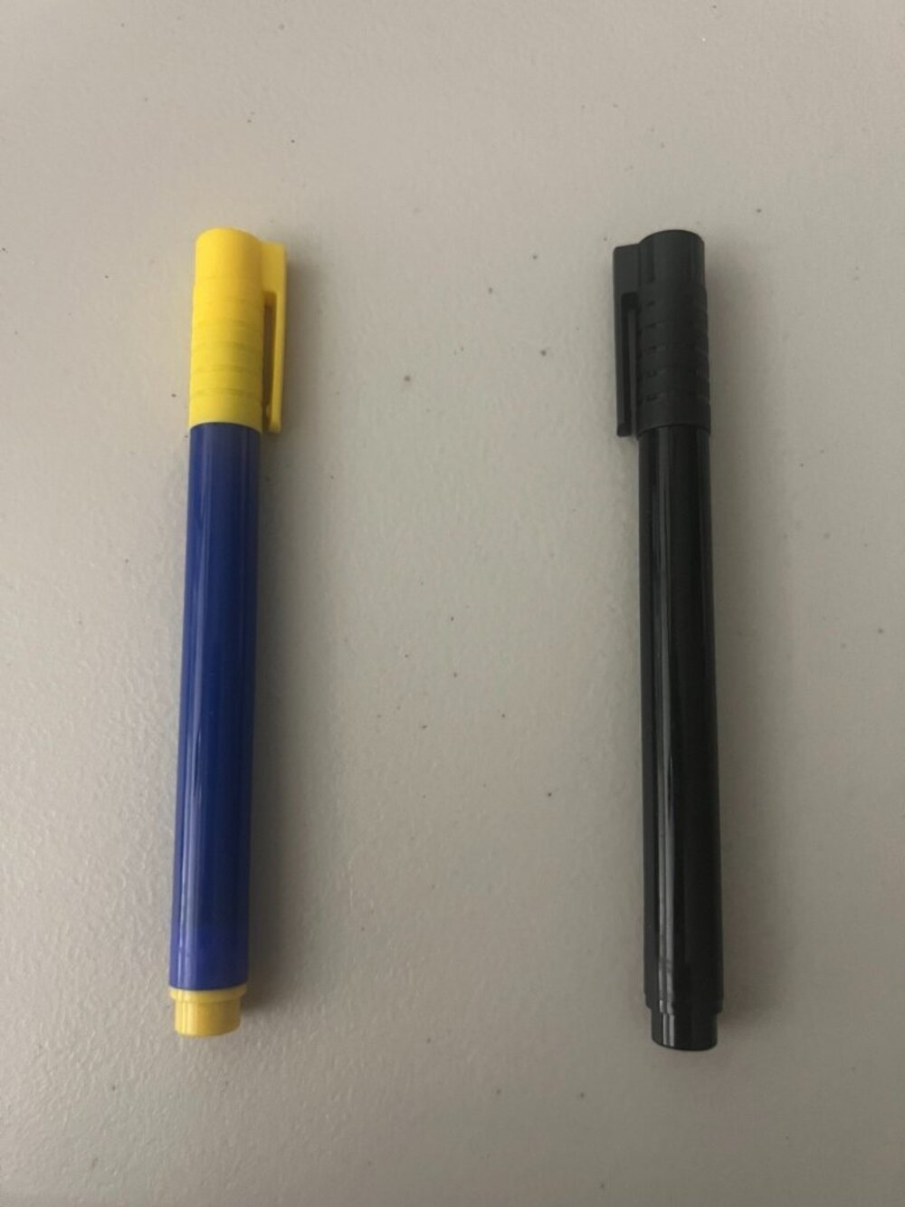 Currency Detector Pen Cash Security Marker Bill Checker (1 Pen)